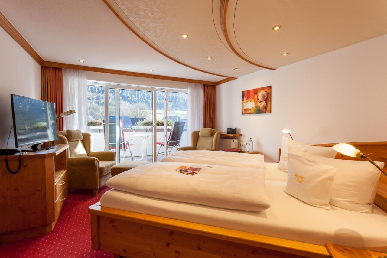 Landhotel Voss Im Talvital Lennestadt Luaran gambar